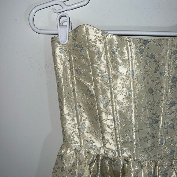 V. Chapman Virginia Tiered Strapless Corset Midi Dress bridal size 4 - Picture 5 of 16